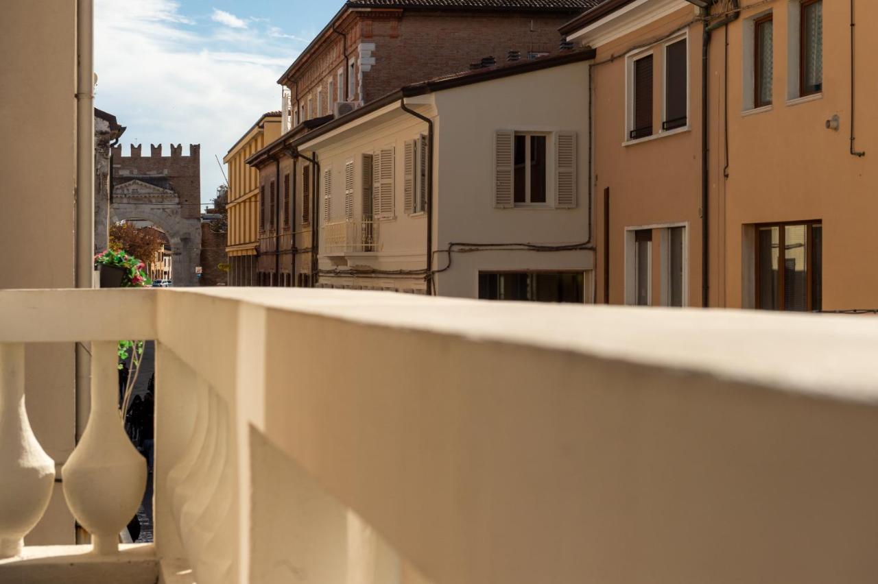 Smart & Urban Suites - Corso51 Rimini Kültér fotó